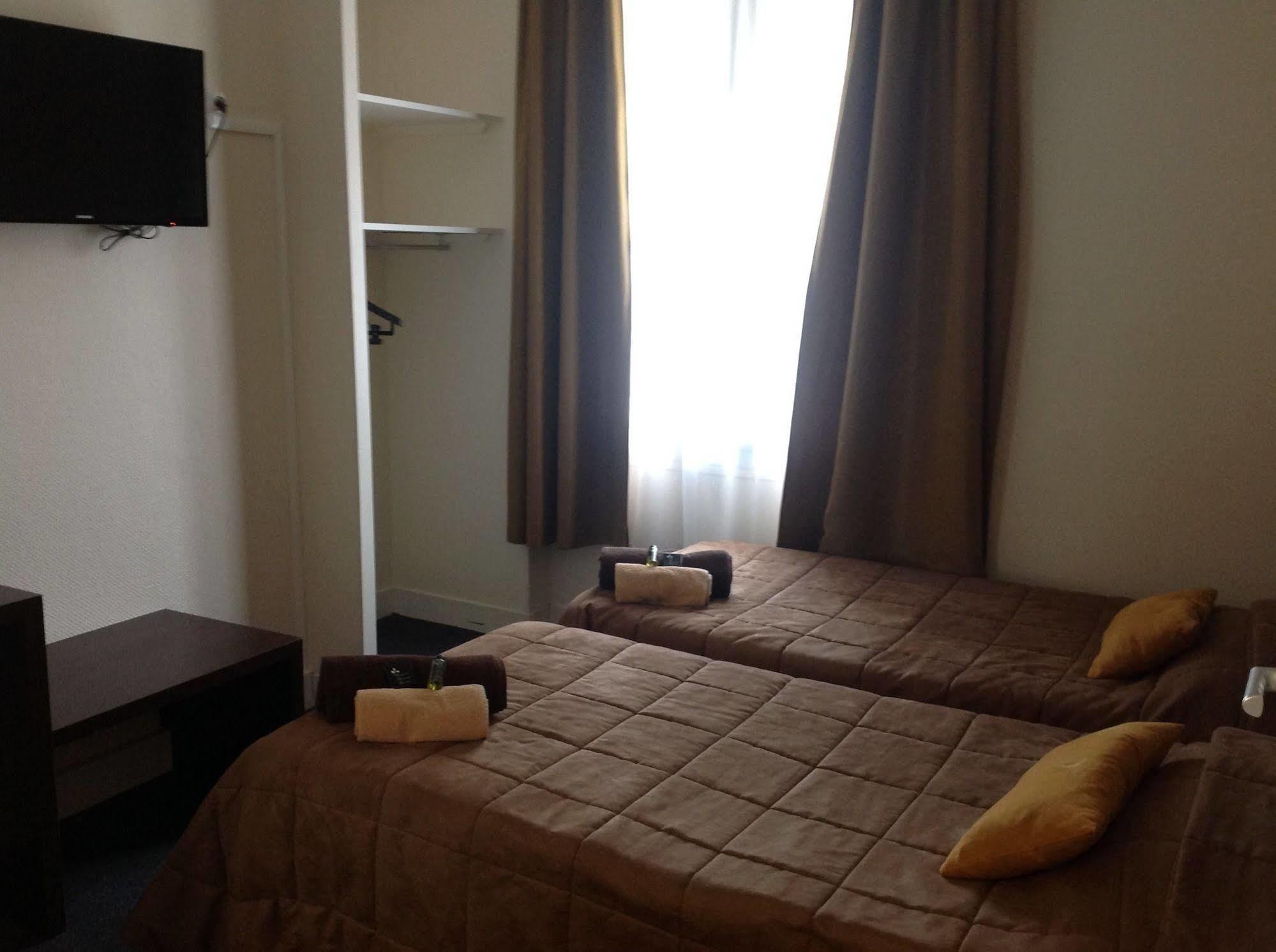 קאין Hotel De La Paix מראה חיצוני תמונה