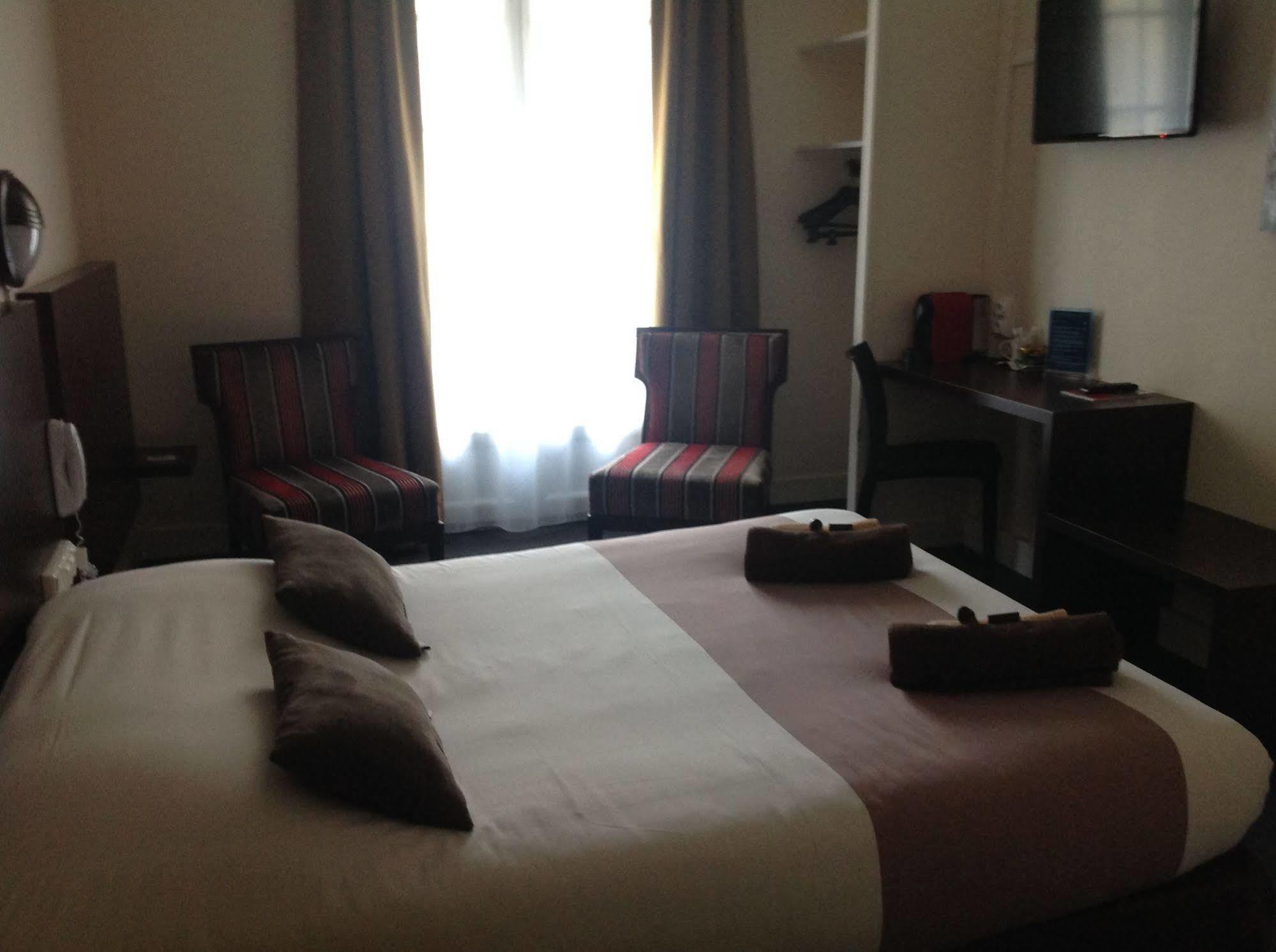 קאין Hotel De La Paix מראה חיצוני תמונה